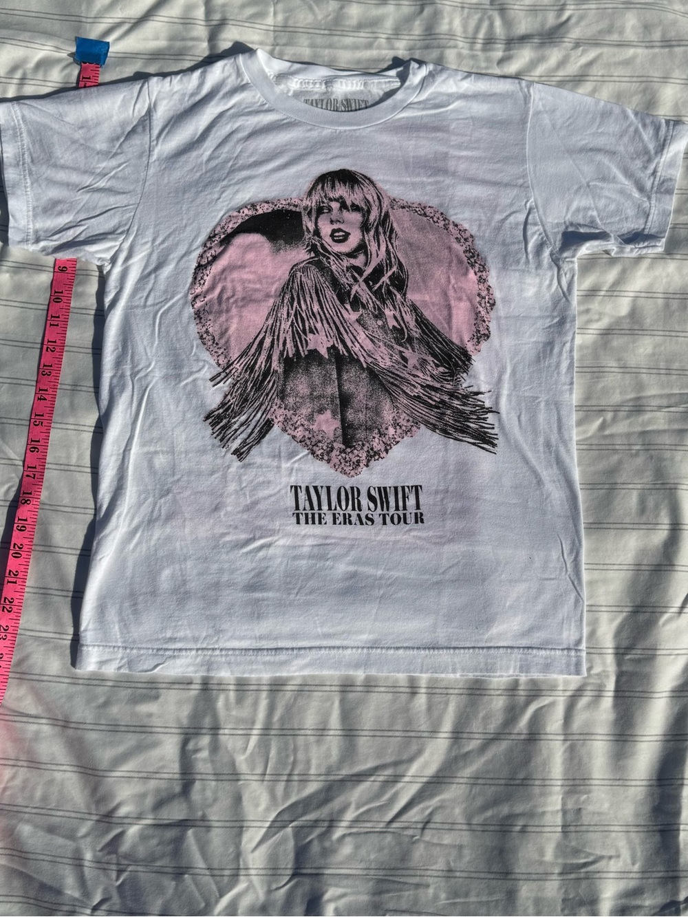 Taylor Swift The Eras Tour Official Concert T-Shirt Pink Heart White Small S